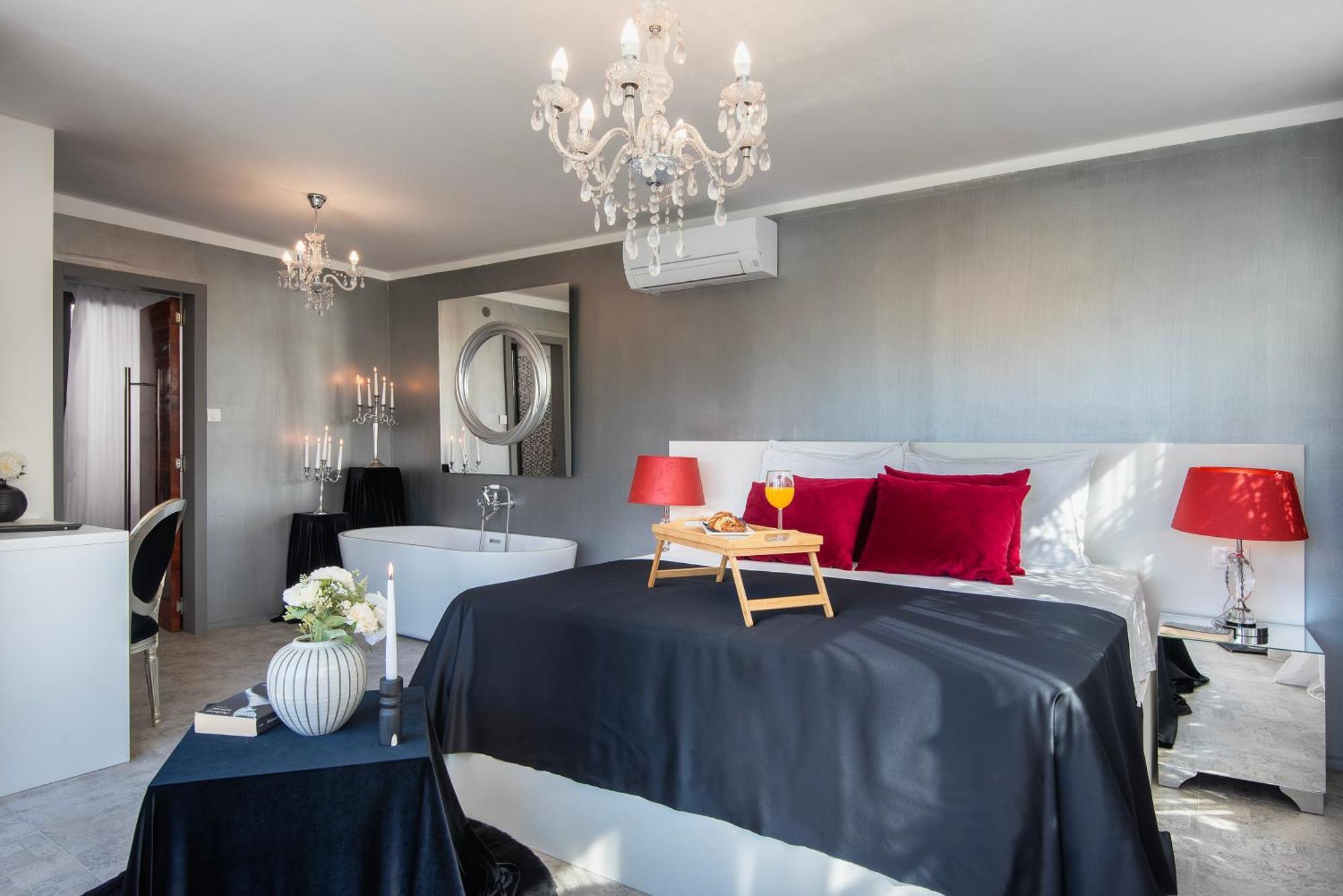Boutique Hotel Chevalier By Bura Hotels - Adults Only Медулин Экстерьер фото
