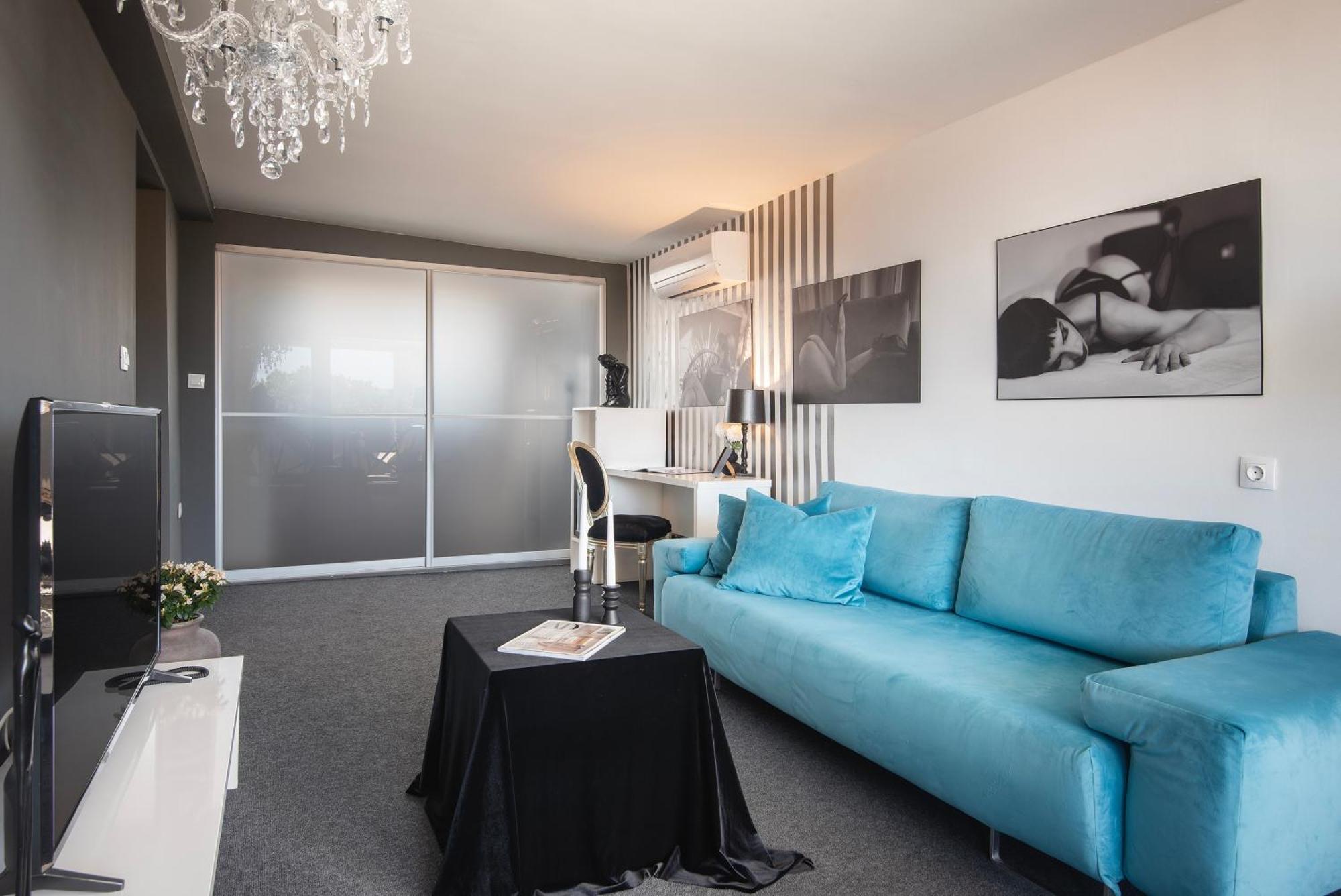 Boutique Hotel Chevalier By Bura Hotels - Adults Only Медулин Экстерьер фото