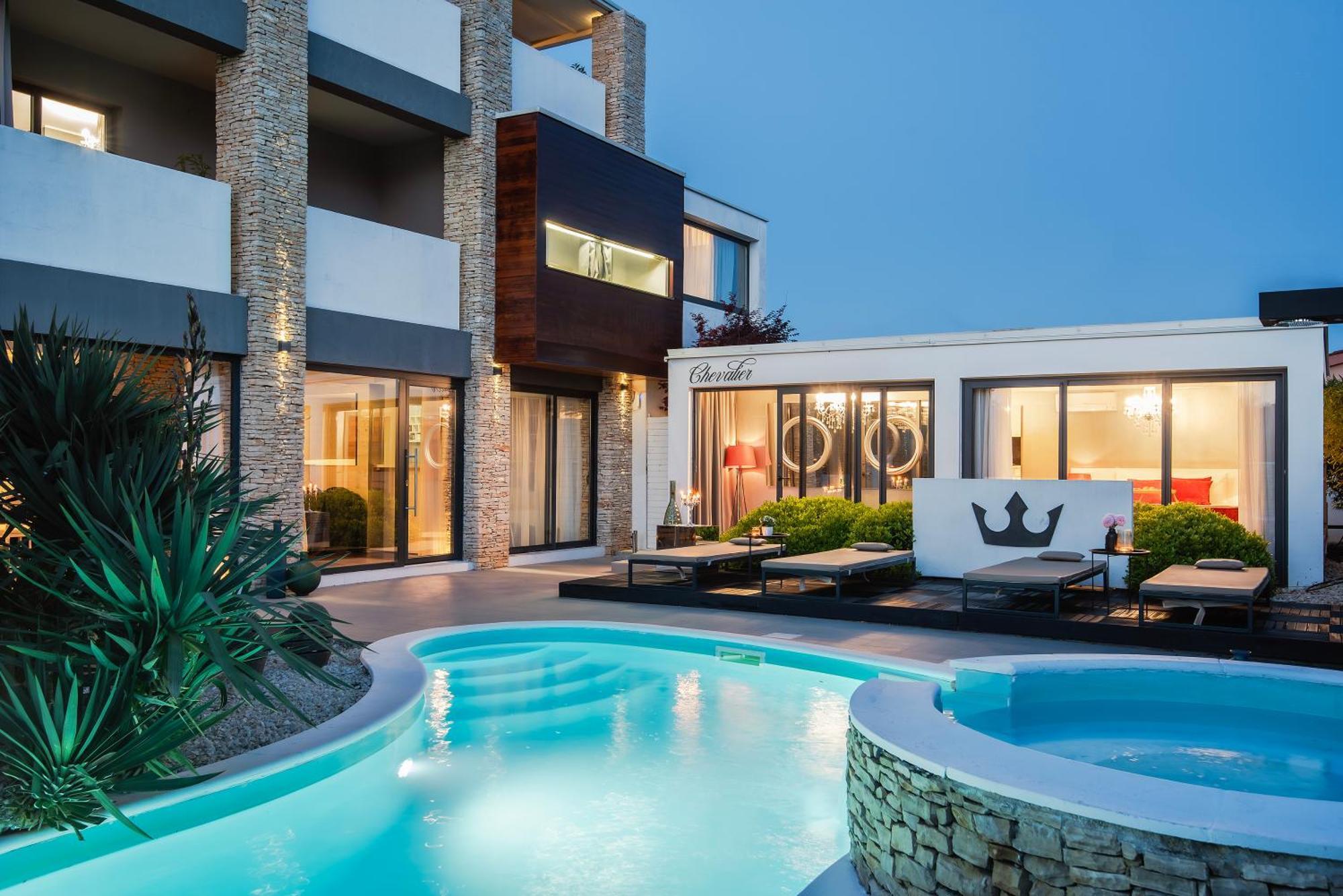 Boutique Hotel Chevalier By Bura Hotels - Adults Only Медулин Экстерьер фото
